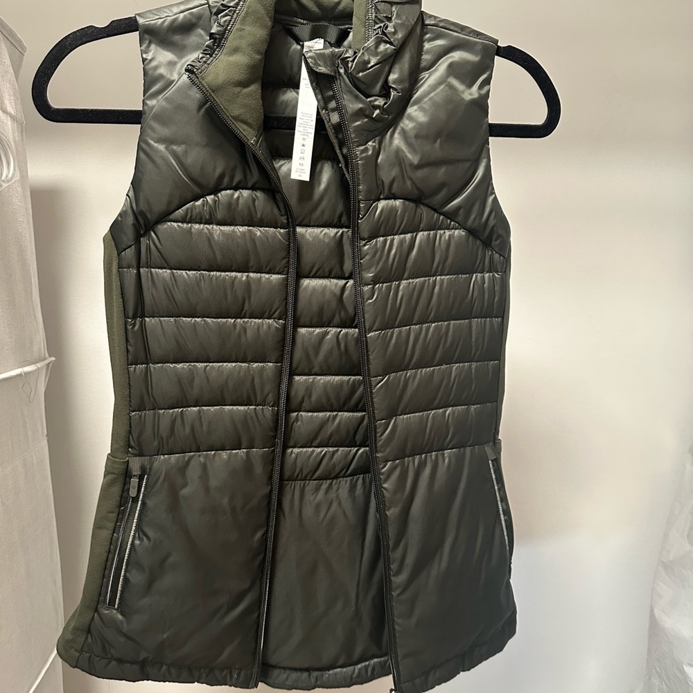 Lululemon Olive Green Quilted Women's Vest